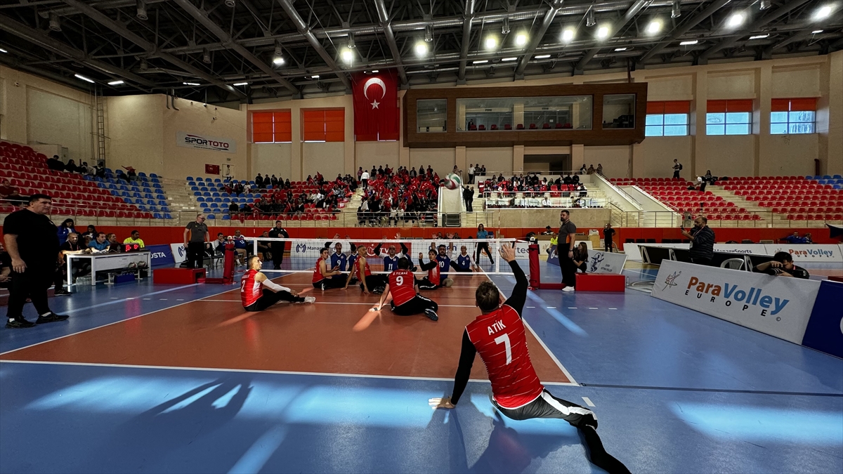 Oturarak Voleybol Avrupa Şampiyonası B Kategorisi mücadelesi Burdur'da başladı