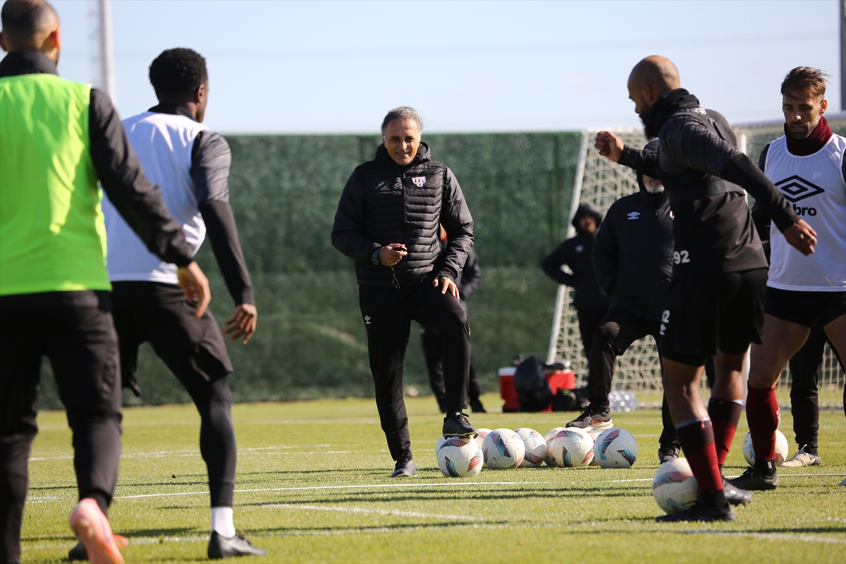 Teksüt Bandırmaspor Teknik Direktörü Mustafa Gürsel'den açıklama: