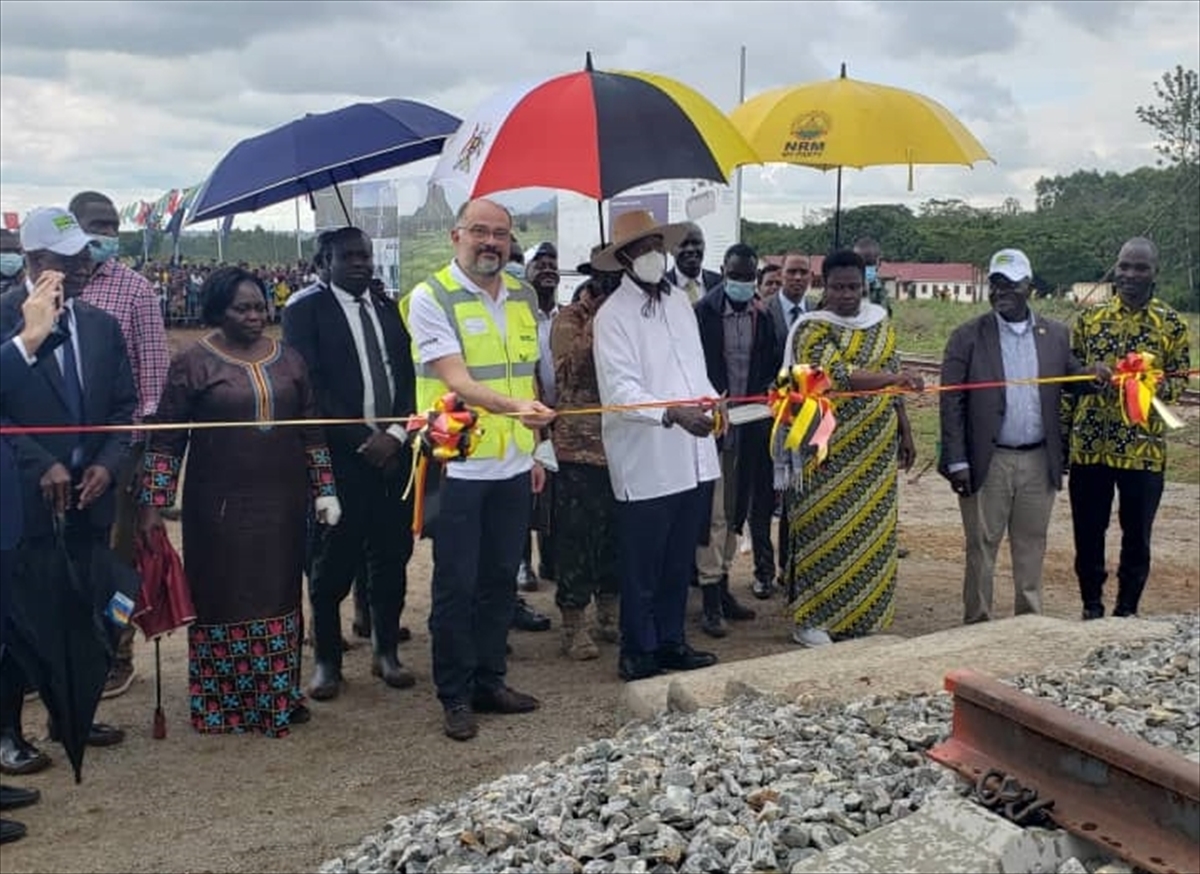 Türk şirket ile Uganda arasında imzalanan “Doğu Hattı Demir Yolu Projesi”nin temeli atıldı