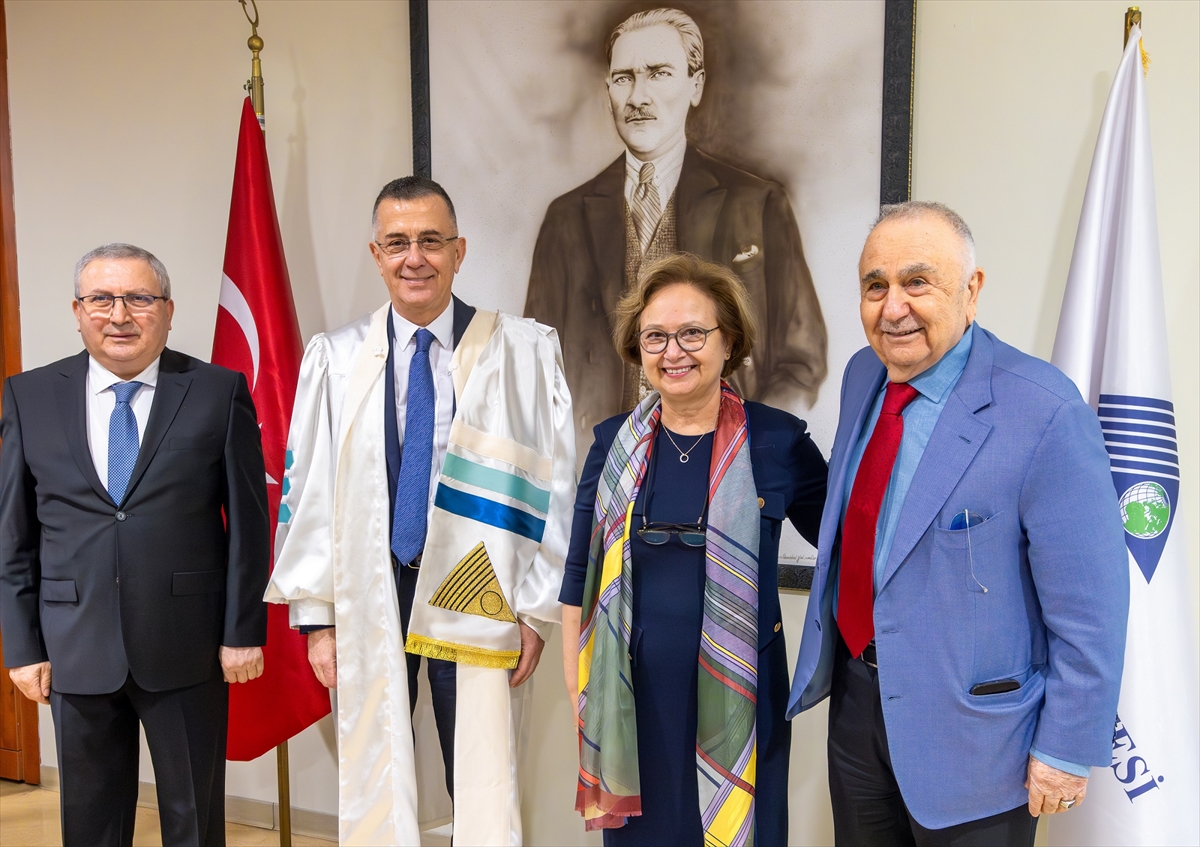 Yeditepe Üniversitesinin yeni rektörü Prof. Dr. Mehmet Durman oldu