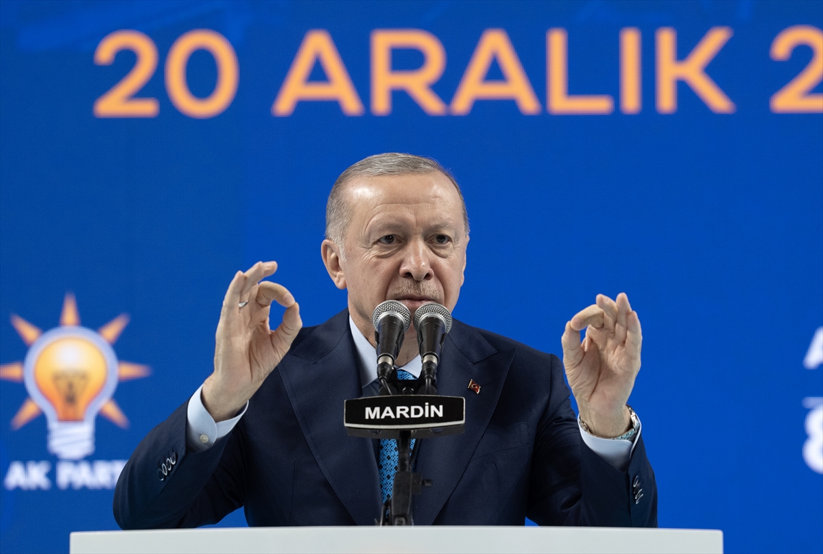 Cumhurbaşkanı Erdoğan: “Bölücü örgütün, demokrasinin sağladığı imkanları kullanarak şehirlerimize ve belediyelerimize çökmesine izin vermedik”