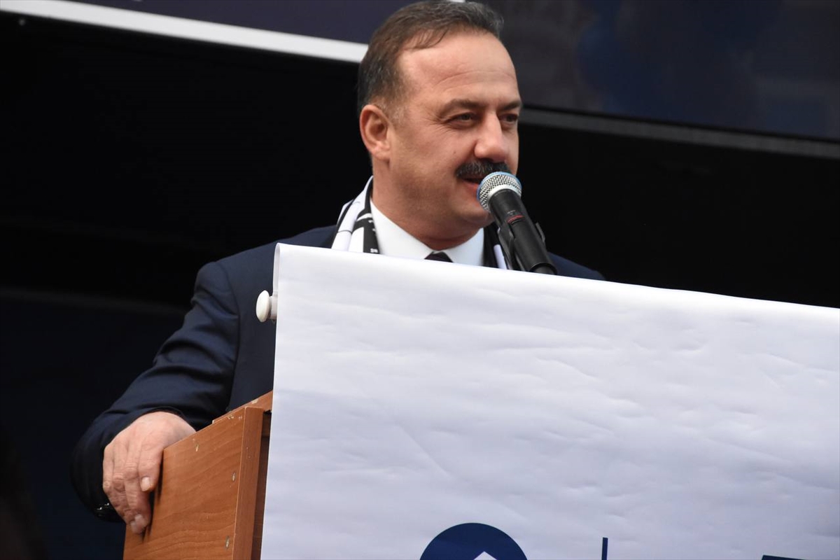 Anahtar Parti Genel Başkanı Ağıralioğlu, Aksaray'da partililerle buluştu