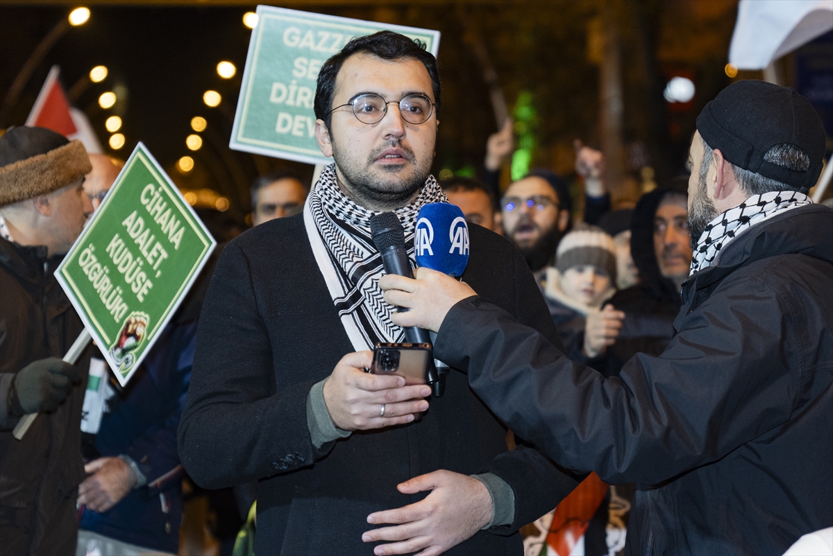 Ankara'da, İsrail'in Gazze'ye yönelik saldırılarını protesto için yürüyüş yapıldı