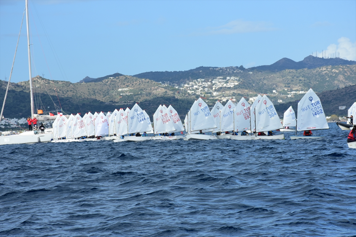 Bodrum'da Yosun Cup Yelken Yarışları başladı