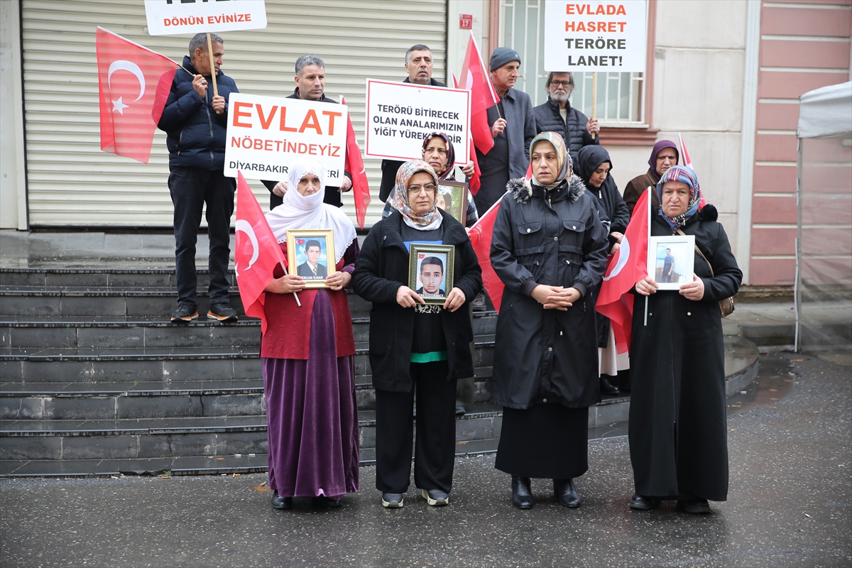 Diyarbakır anneleri evlat nöbetini kararlılıkla sürdürüyor