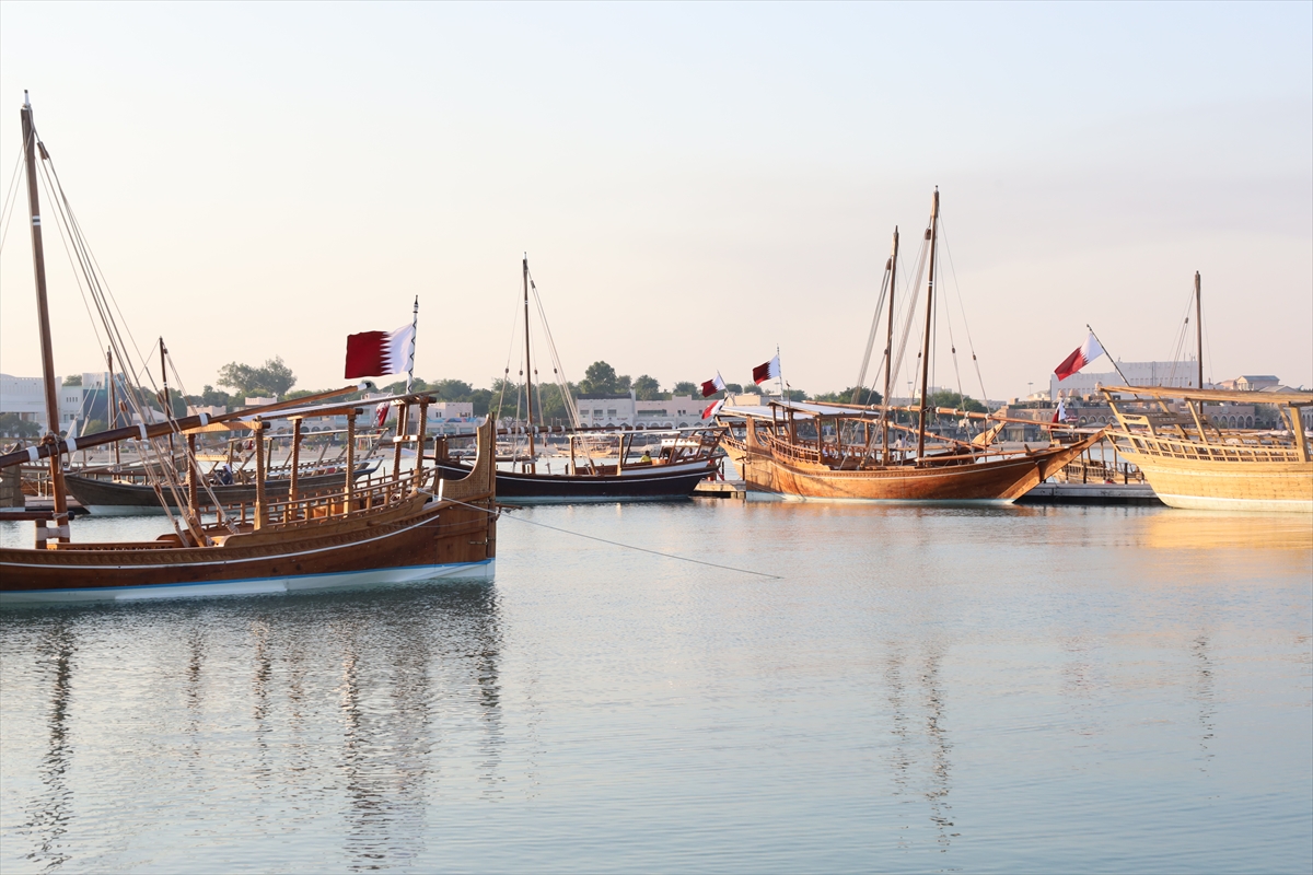 Katar'da geleneksel denizcilik mirasını yansıtan Katara 14. Geleneksel Dhow Festivali başladı