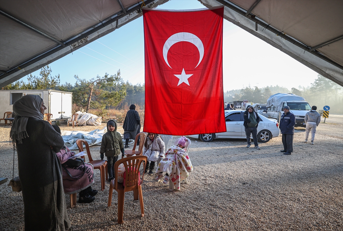 Suriyelilerin Hatay'daki sınır kapılarından ülkelerine dönüşü devam ediyor