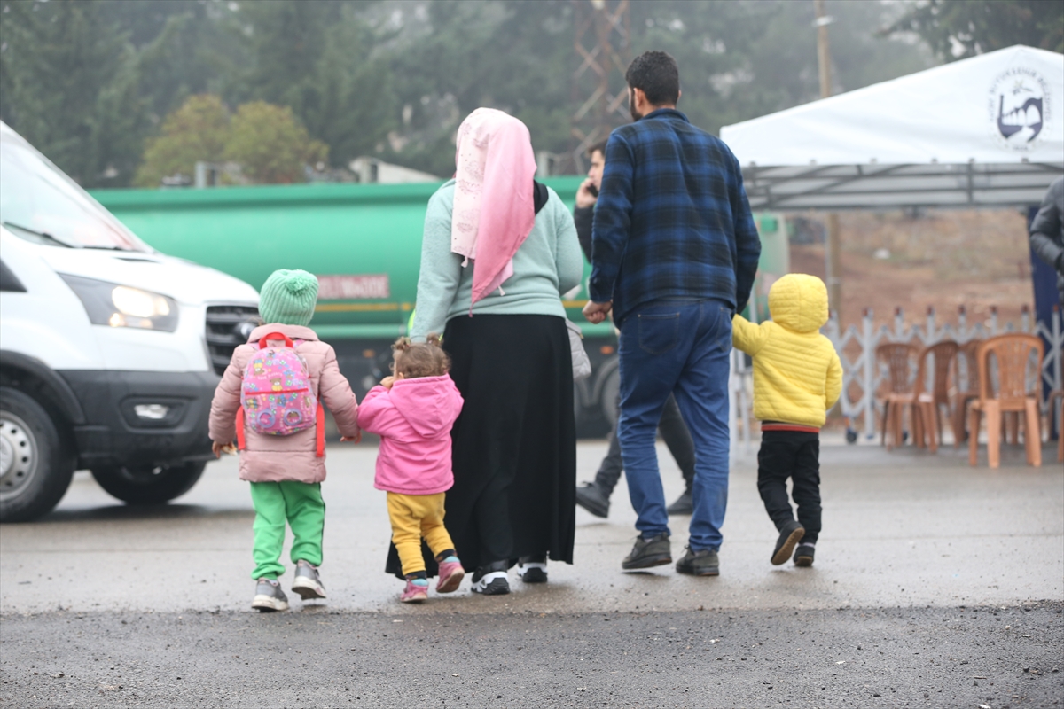 Suriyelilerin Hatay'daki sınır kapılarından ülkelerine dönüşü sürüyor