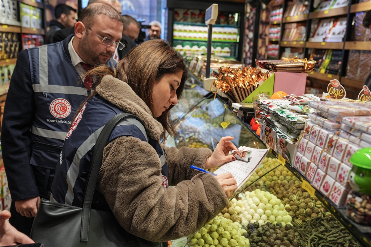 Ticaret Bakanlığı ekipleri yılbaşı öncesi denetimlerini sürdürüyor