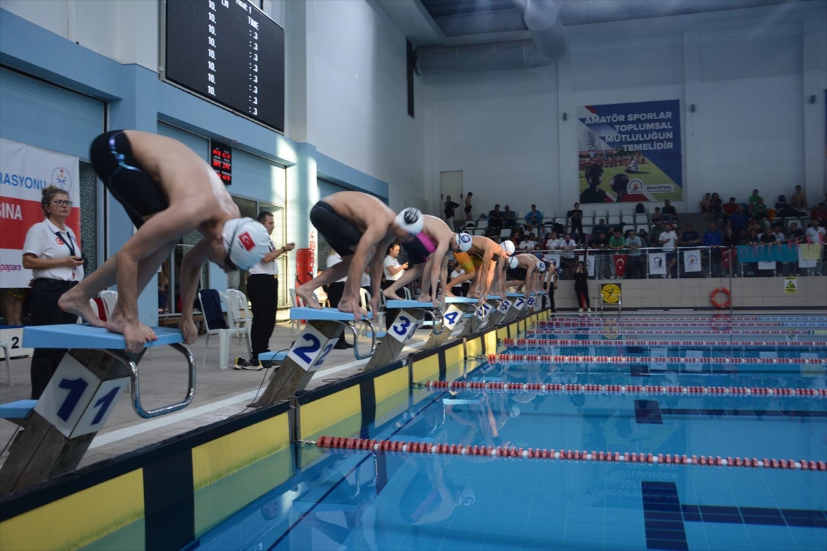 Türkiye Özel Sporcular Yüzme Şampiyonası Antalya'da yapıldı