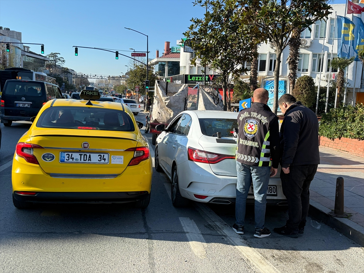 Üsküdar'da ambulansa yol vermeyen taksiciye para cezası