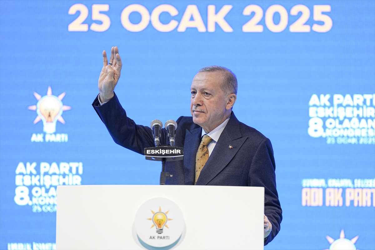 Cumhurbaşkanı Erdoğan: “15 ay boyunca Filistinli kardeşlerimizi nasıl bırakmadıysak mübarek Ramazan-ı Şerif öncesinde de tüm imkanlarımızı seferber edeceğiz”