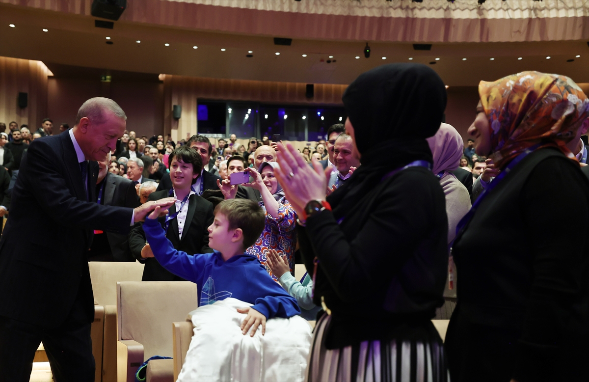 Cumhurbaşkanı Erdoğan, Necip Fazıl Ödülleri Töreni'nde konuştu: (1)