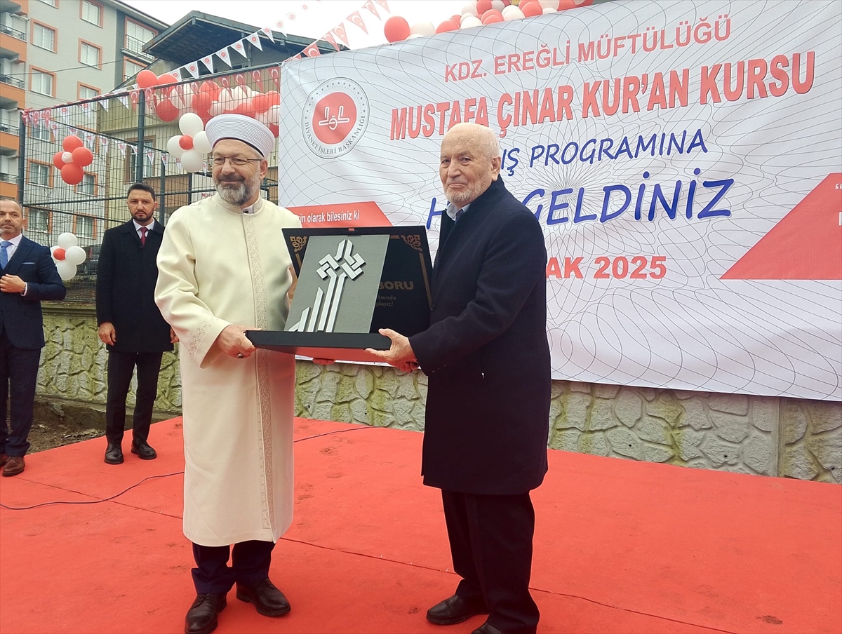 Diyanet İşleri Başkanı Erbaş, Zonguldak'ta Kur'an kursunun açılışında konuştu: