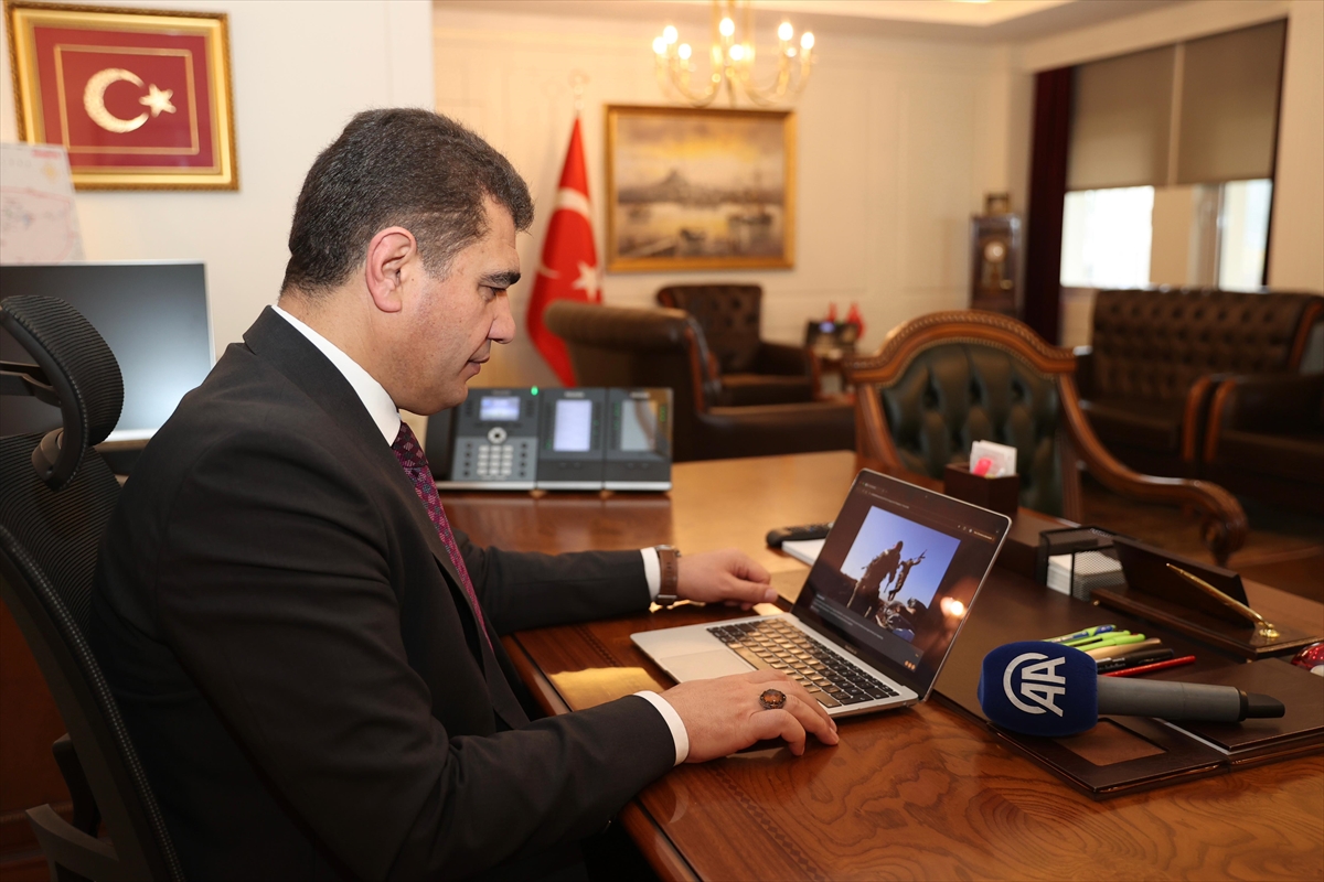 Düzce Valisi Aslan, AA'nın “Yılın Kareleri” oylamasına katıldı