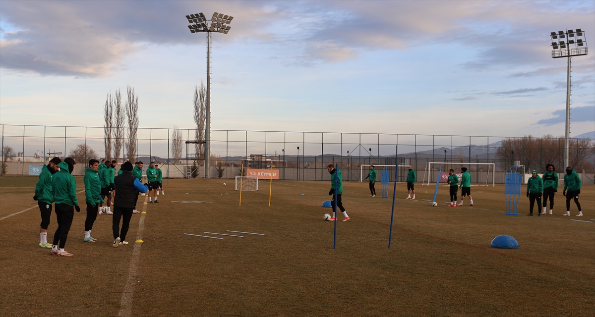 Iğdır FK, ligin ikinci yarısına galibiyetle başlayıp yeniden yükselişi hedefliyor