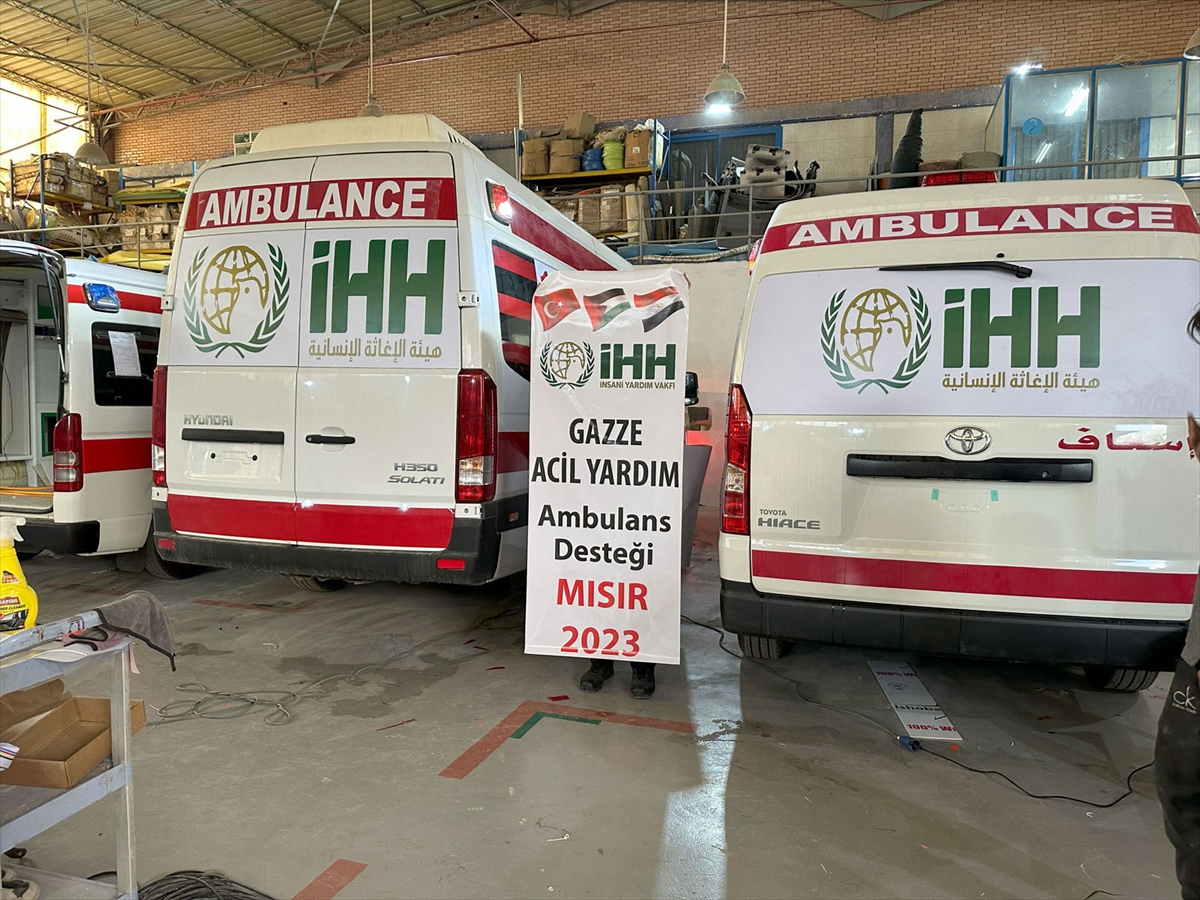 İHH'nın İsrail'in saldırdığı Gazze'ye sağlık yardımları devam ediyor