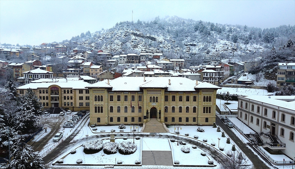 Kastamonu'da kar yağışı etkili oldu