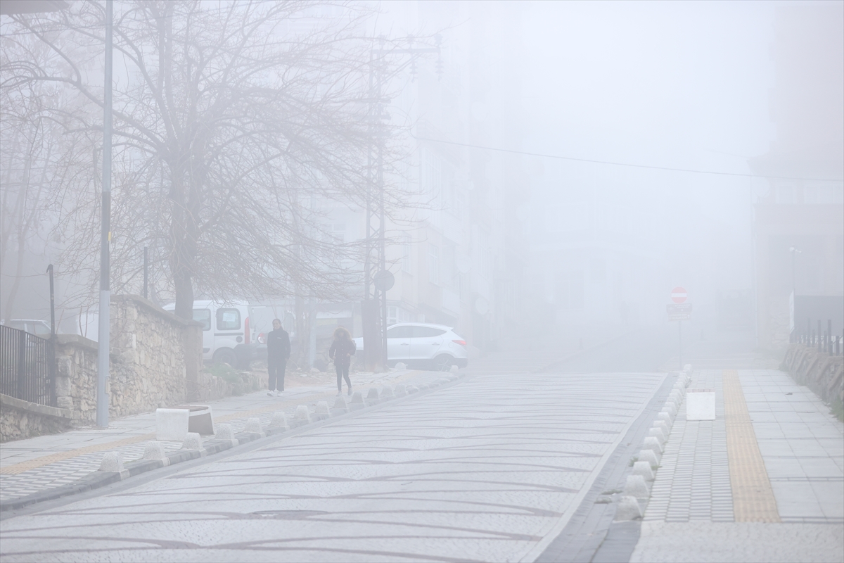 Kırklareli'nde yoğun sis etkili oldu