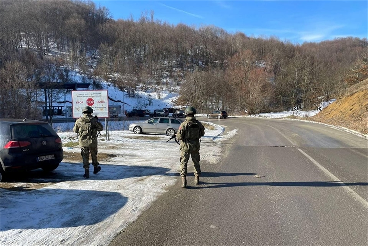 Mehmetçik, Kosova’nın Sırbistan sınırında devriye faaliyetlerine devam ediyor