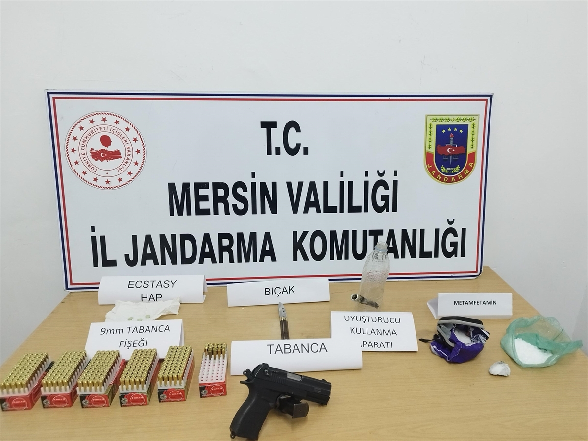 Mersin'de uyuşturucu operasyonunda yakalanan 5 zanlı tutuklandı