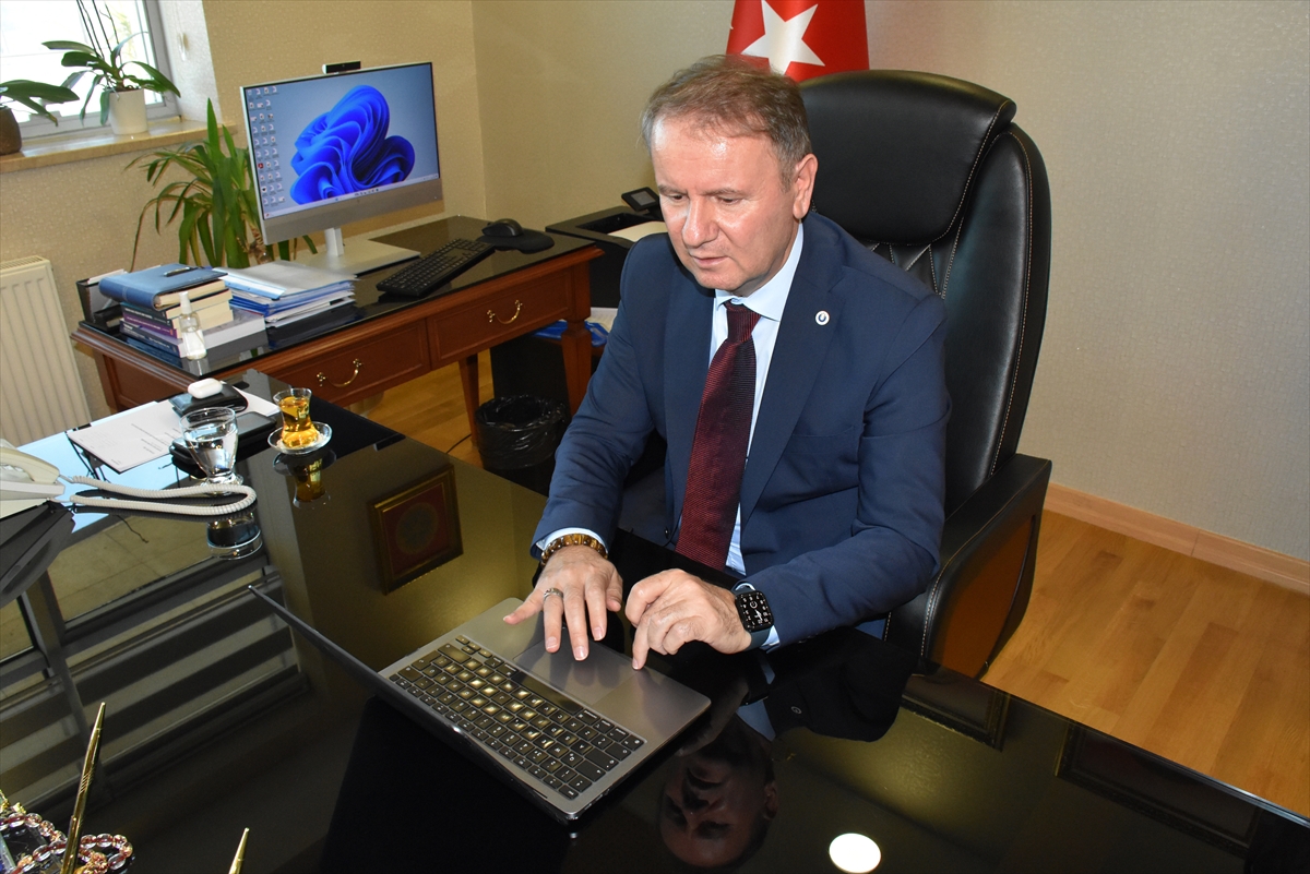 Ordu Üniversitesi Rektörü Prof. Dr. Baş, AA'nın “Yılın Kareleri” oylamasına katıldı