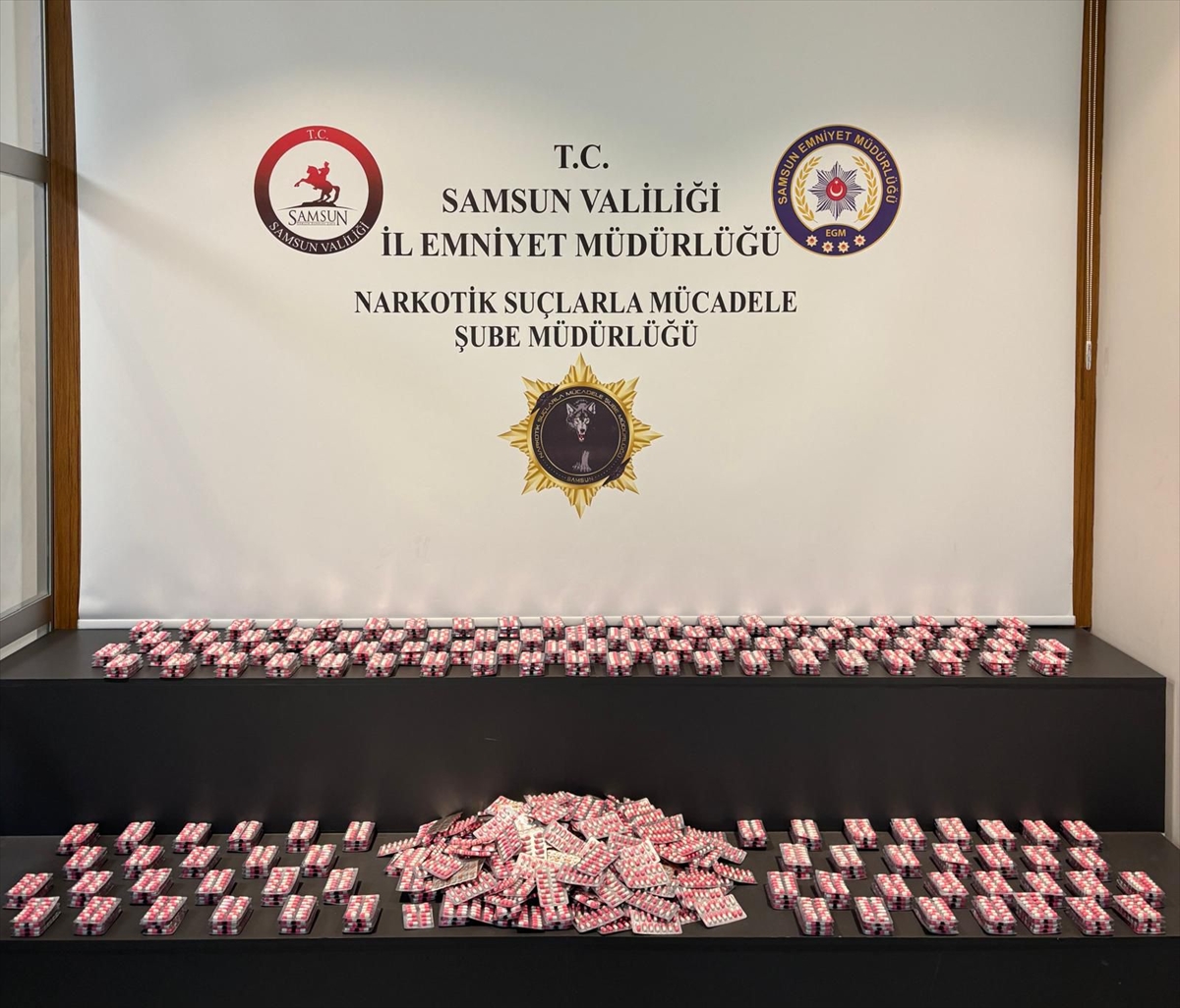 Samsun'da uyuşturucu operasyonunda 2 zanlı yakalandı