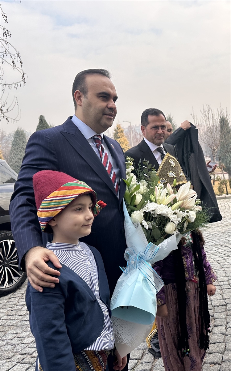 Bakanlar Işıkhan, Kacır, Yumaklı ve Bolat Konya'da ziyaretlerde bulundu