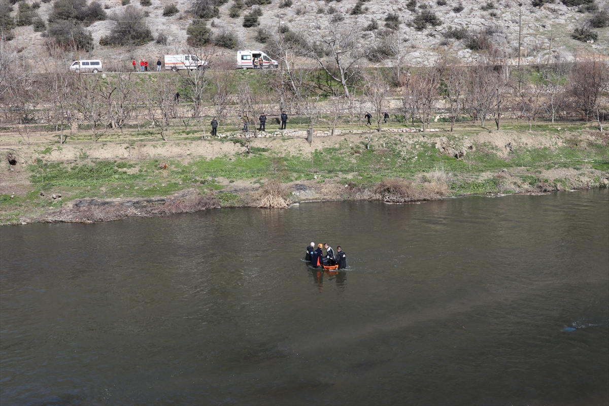 Amasya'da Yeşilırmak'ta erkek cesedi bulundu