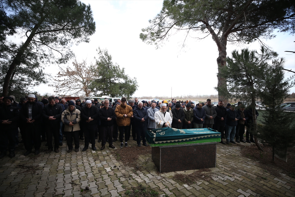 Çanakkale Savaşları kahramanı dedesiyle aynı gün vefat eden torunu defnedildi