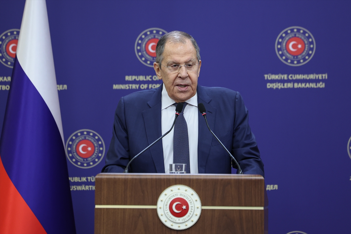 Rusya Dışişleri Bakanı Lavrov: “ABD, Suriye’nin kuzeyinde sözde devlet oluşturdu, amaç ayrılıkçıları desteklemek”