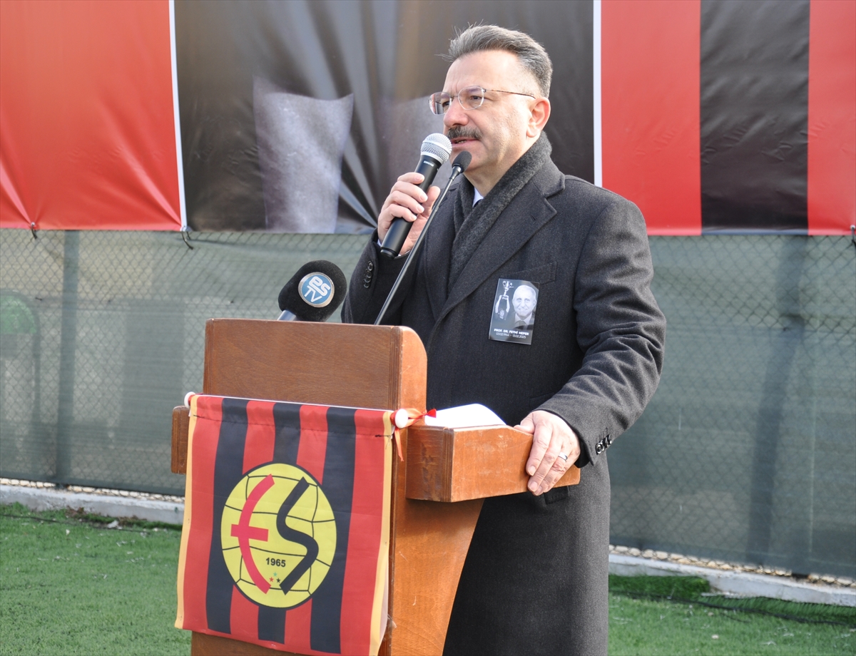 Eskişehirspor ve milli takımın eski futbolcusu Fethi Heper vefat etti