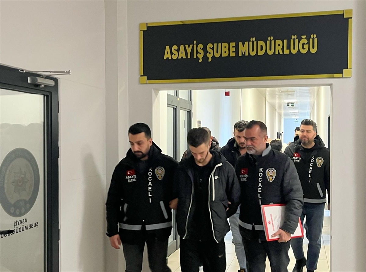 Kocaeli'de 1 kişinin öldüğü bıçaklı kavgaya ilişkin 1 zanlı tutuklandı