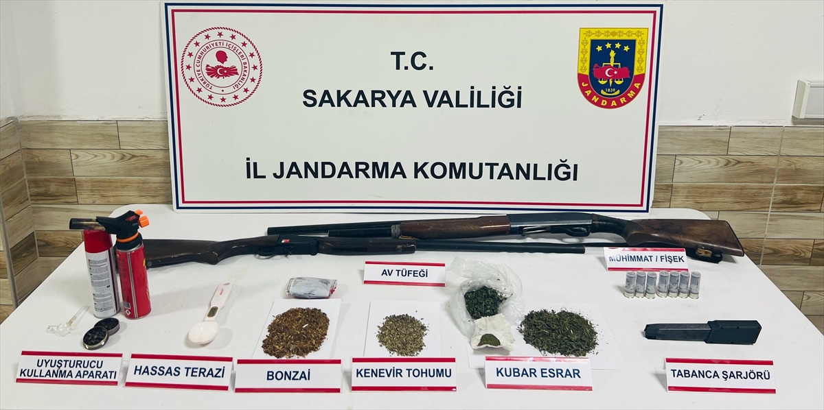 Sakarya'da uyuşturucu operasyonlarında 2 şüpheli tutuklandı