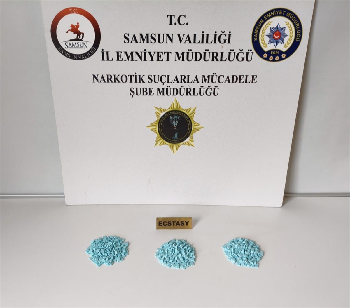 Samsun'da cips paketi ve bisküvi kutusuna gizlenmiş uyuşturucu ele geçirildi