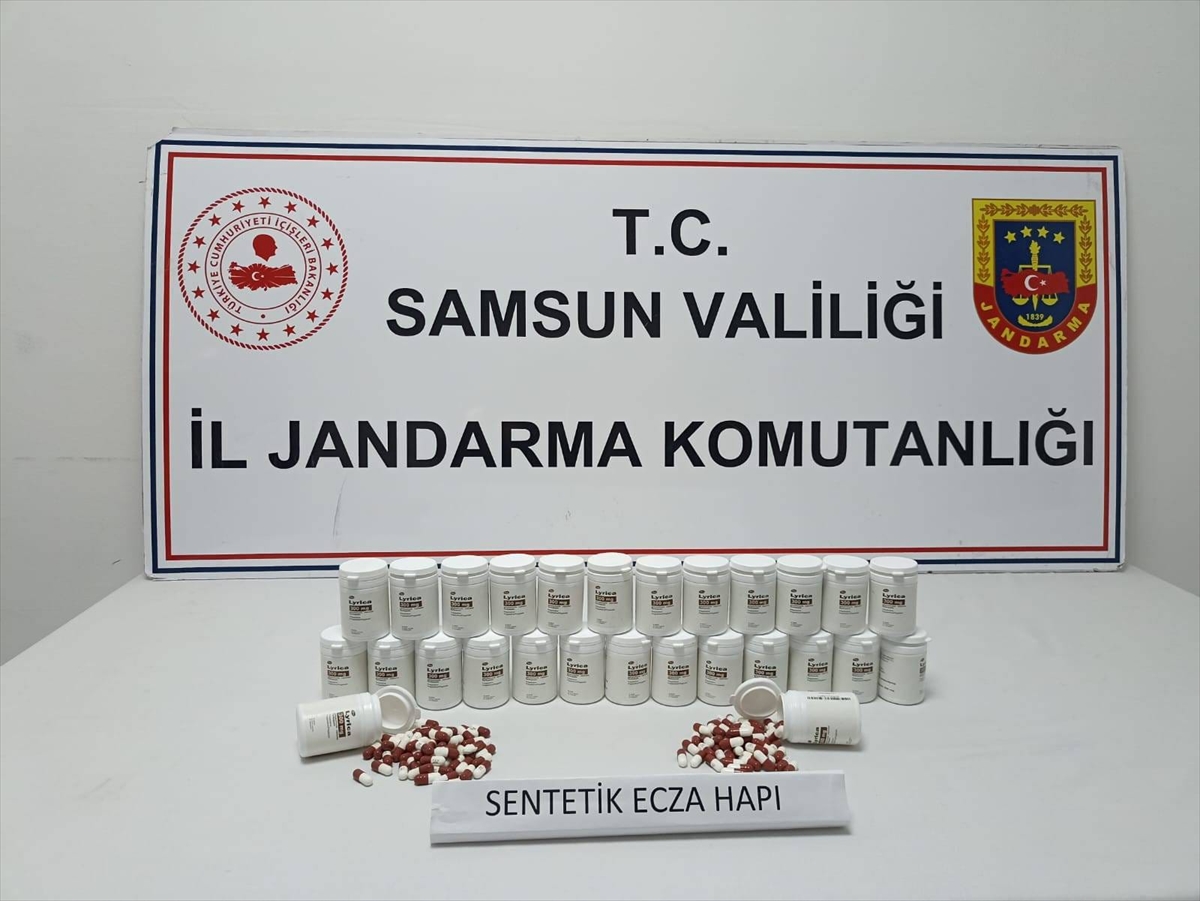 Samsun'da uyuşturucu operasyonunda 2 zanlı yakalandı