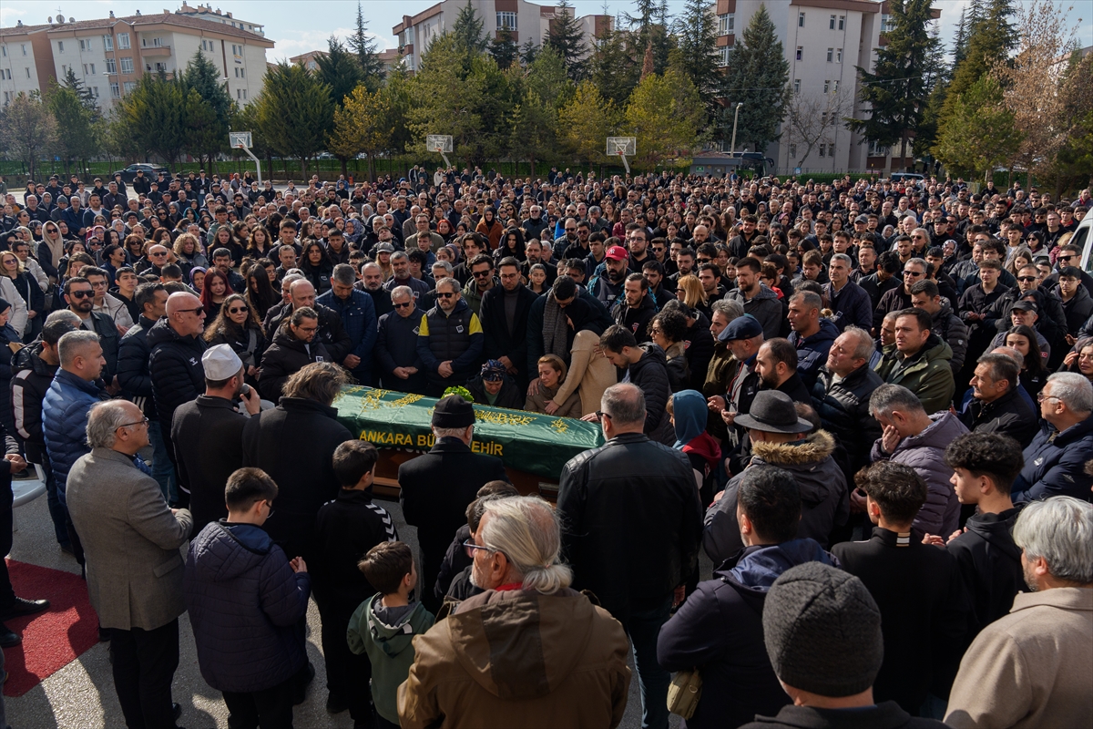 Spor Toto Hentbol Takımı Başantrenörü Serdar Seymen, son yolculuğuna uğurlandı