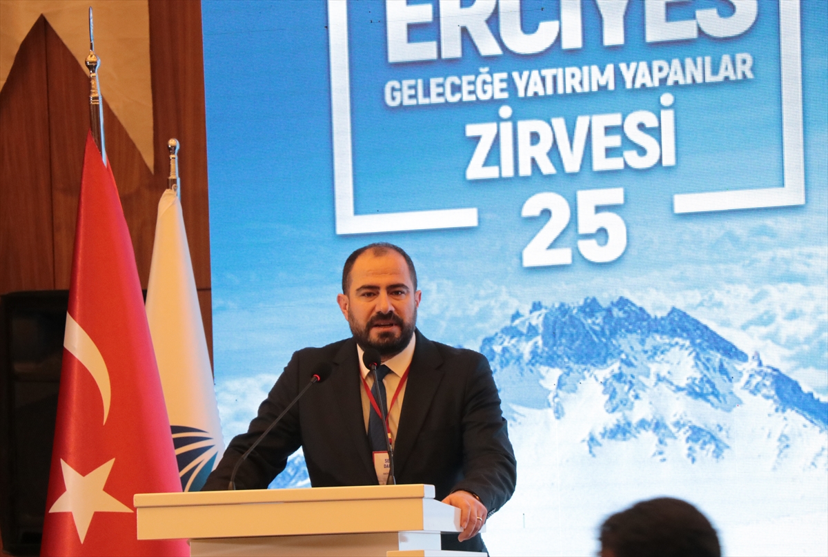 “Summit Erciyes 2025: Geleceğe Yatırım Yapanlar Zirvesi” Kayseri'de başladı