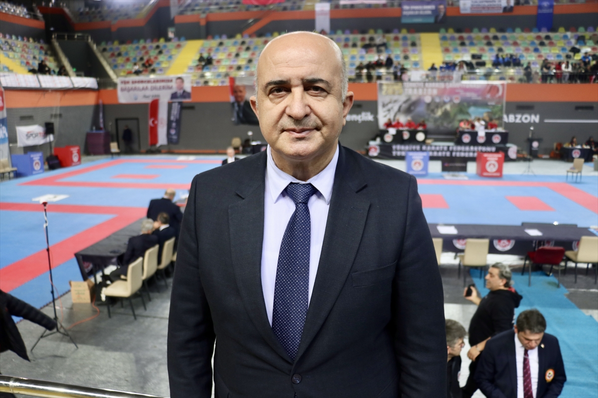 Türkiye Karate Şampiyonası Trabzon'da sürüyor