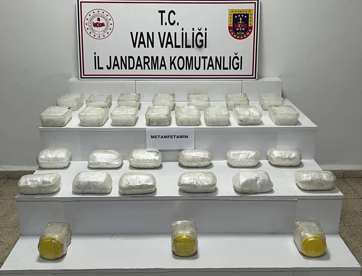 Van'da geçen ay 243 kilo 624 gram uyuşturucu ele geçirildi