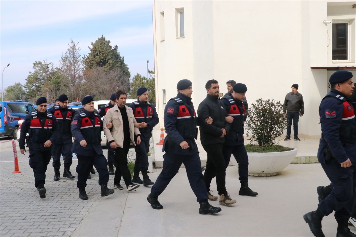 Yalova'da hatta görülen köpüklenme nedeniyle su kesintisi yaşanıyor