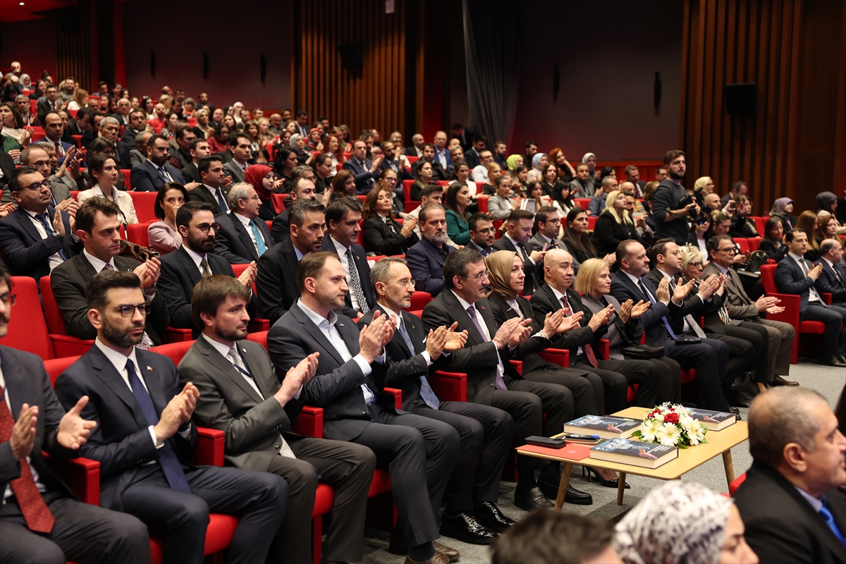 İletişim Başkanı Altun, 21. Yüzyılda Türkiye'nin Bağımlılıklarla Mücadele Seferberliği Paneli'nde konuştu: