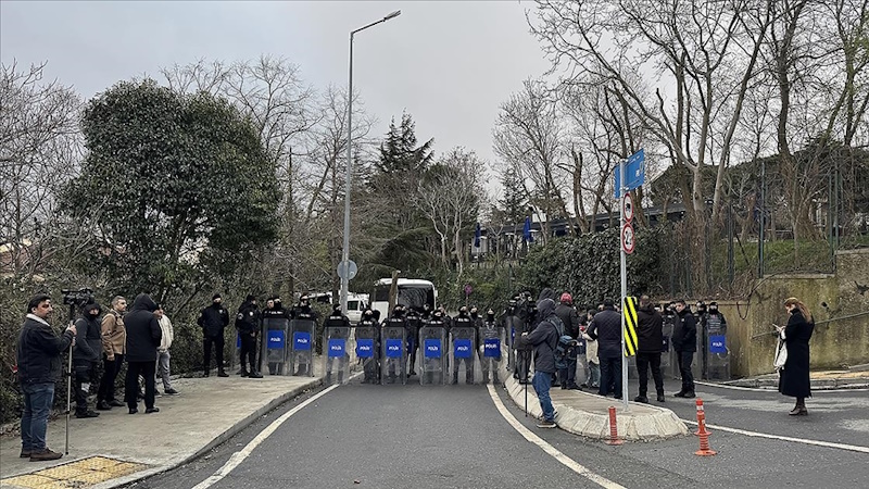 İBB’deki yolsuzluk ve terör soruşturmalarında şüphelilerin ifadeleri alınmaya başladı