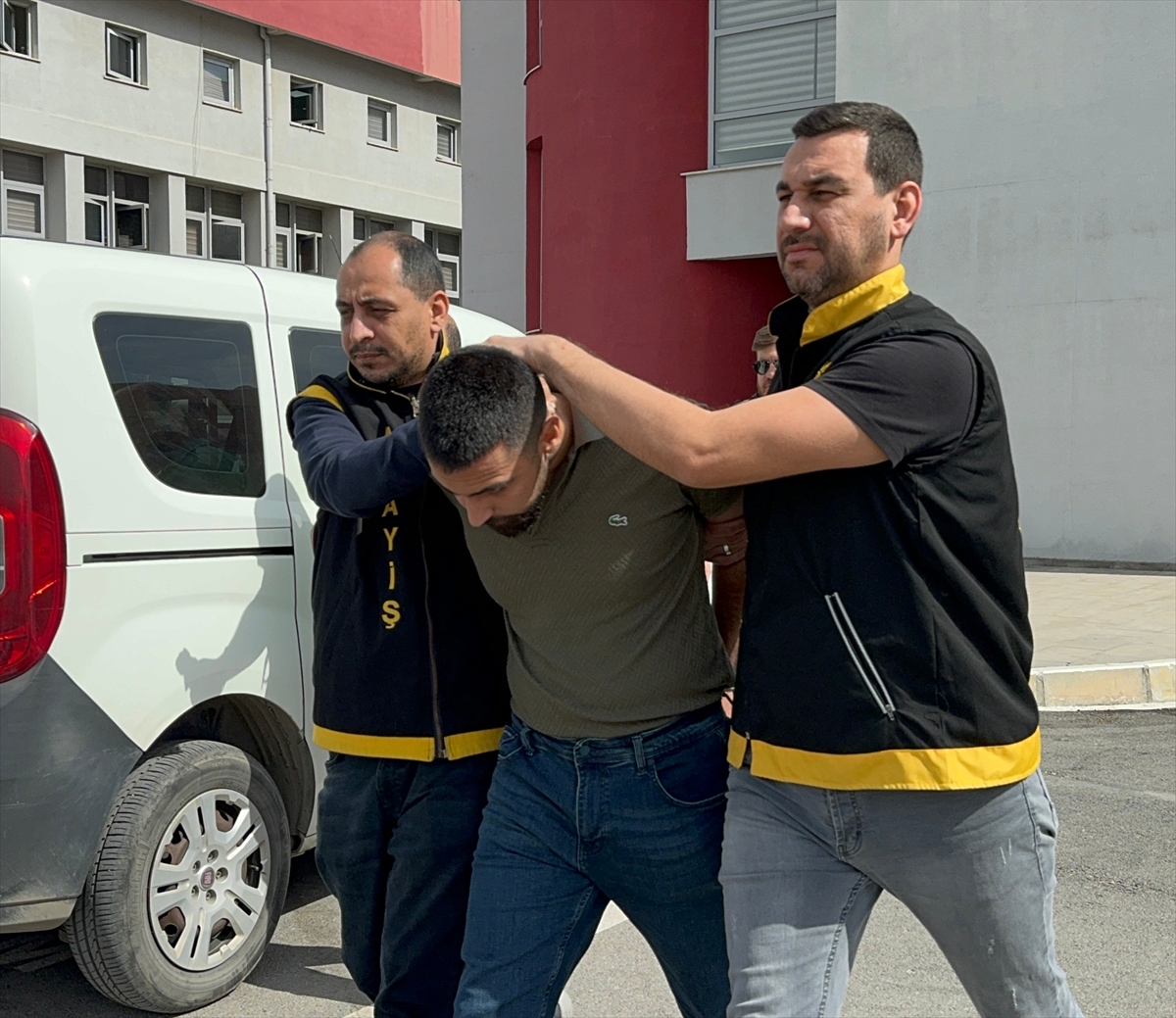 Adana'da 1 kişinin öldüğü, 4 kişinin yaralandığı kavganın zanlısı tutuklandı