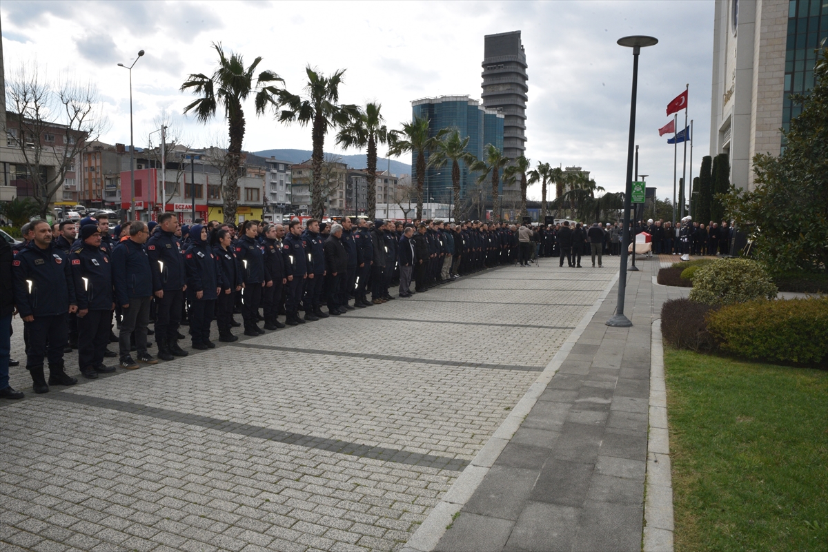 Bursa'da hayatını kaybeden itfaiye eri için tören düzenlendi