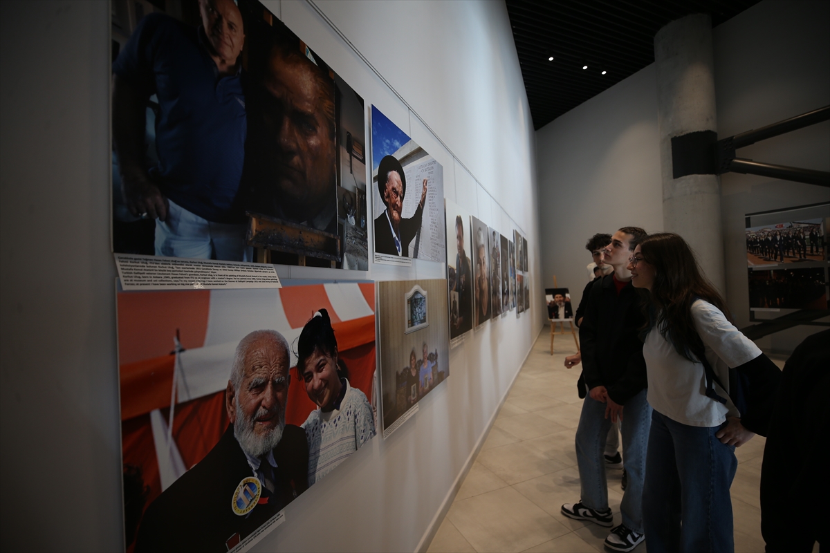 “Çanakkale Dün Bugün: Savaştan Doğan Dostluk” fotoğraf sergisi açıldı