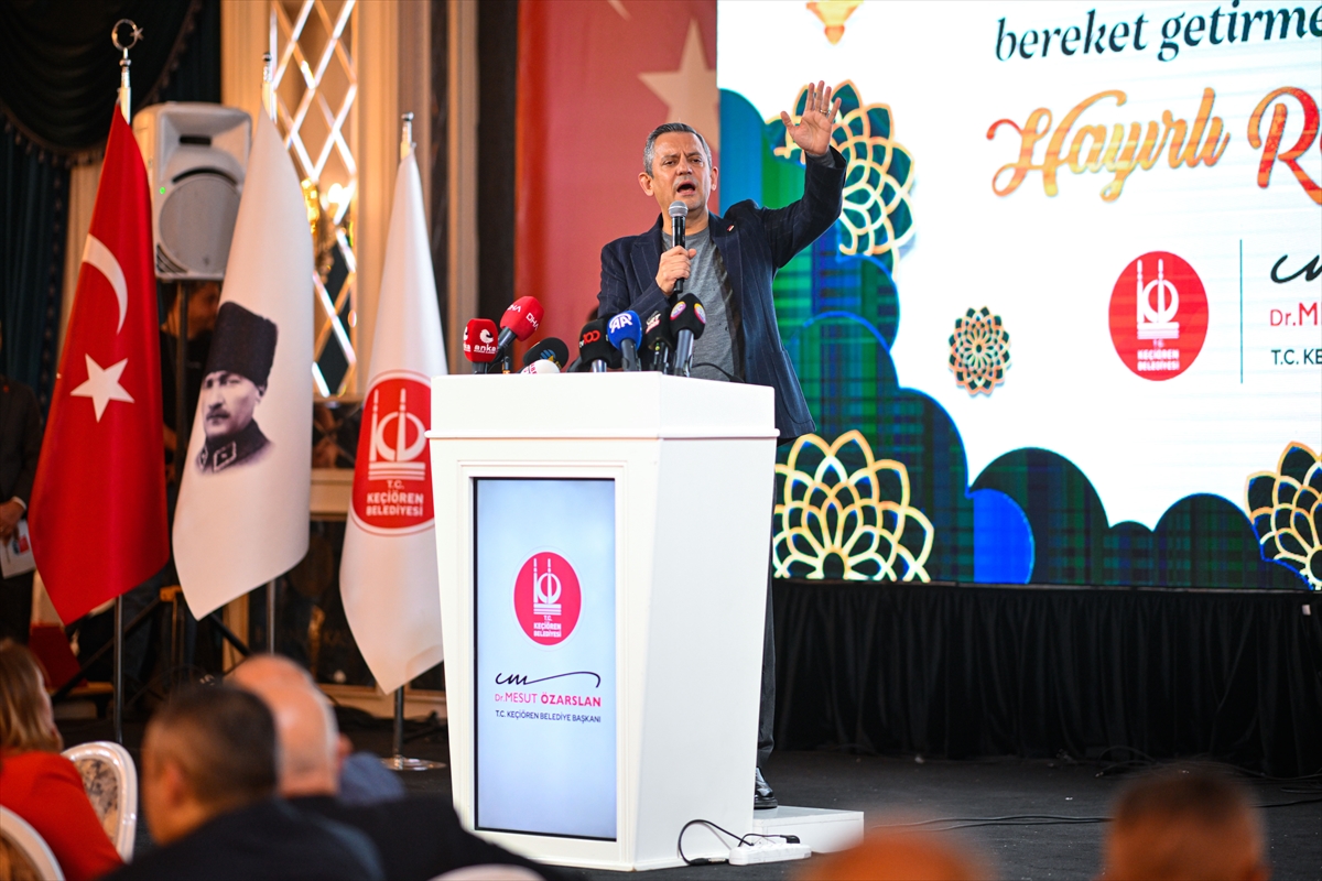 CHP Genel Başkanı Özel, Keçiören'de iftar programında konuştu: