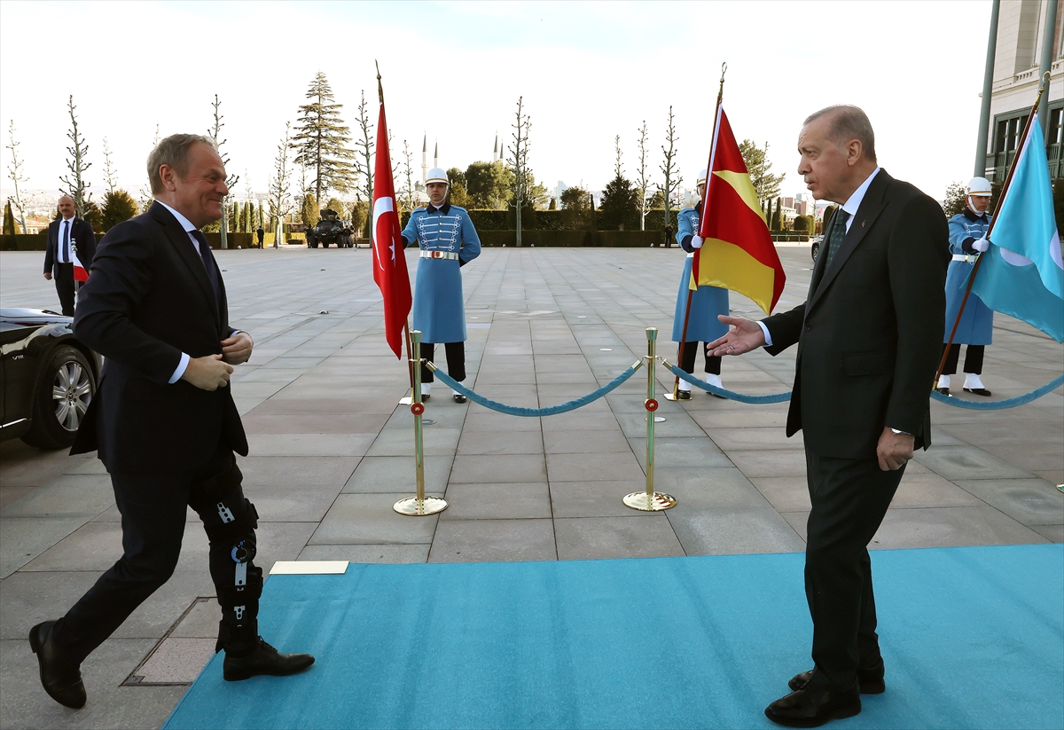 Cumhurbaşkanı Erdoğan, Polonya Başbakanı Tusk'ı resmi törenle karşıladı