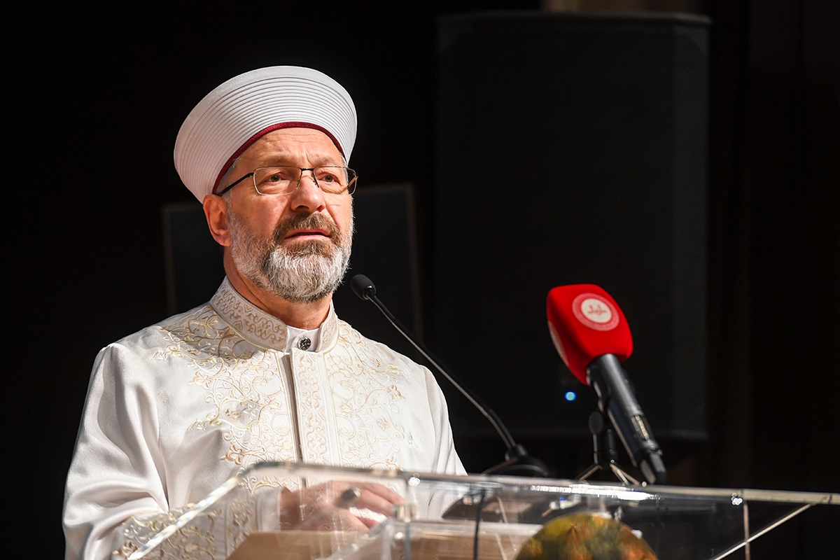 Diyanet İşleri Başkanı Erbaş “İstanbul Mushafları Paneli”nde konuştu: