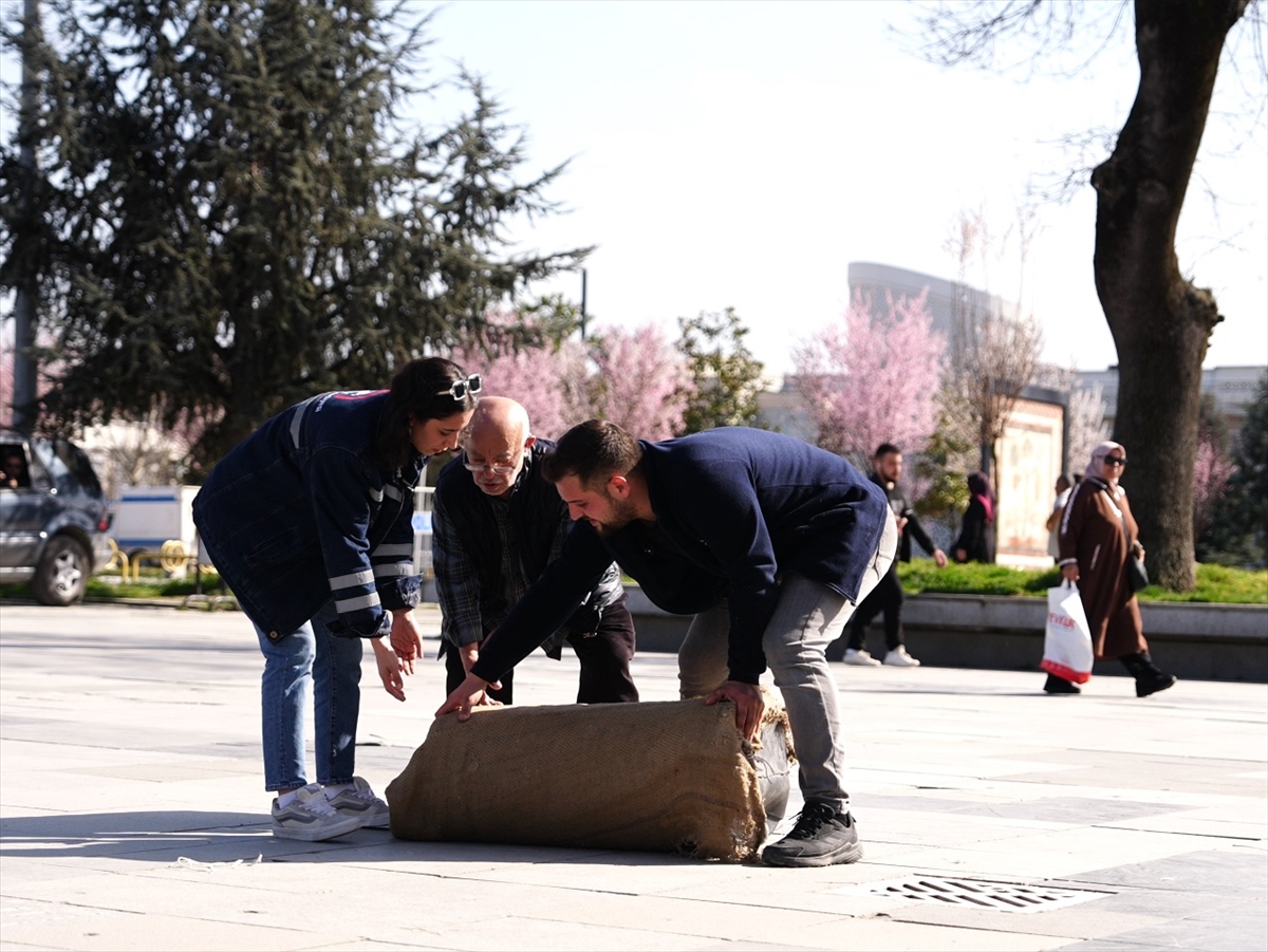 Düzce'de 200 kilogramlık ağırlıkla yapılan sosyal deney Seyit Onbaşı'nın kahramanlığını hatırlattı